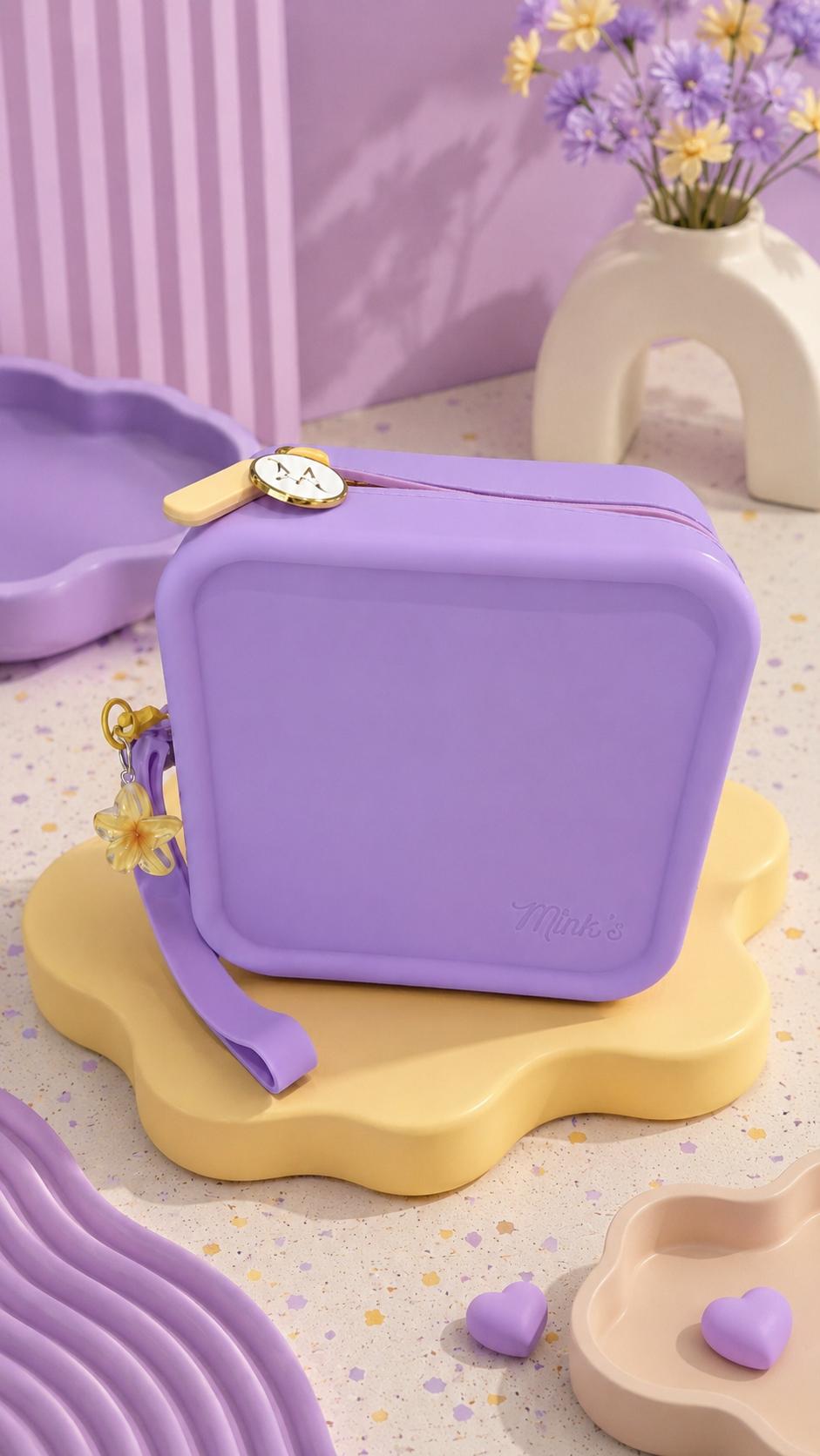Mink’s Silicone Essentials Pouch 🌸