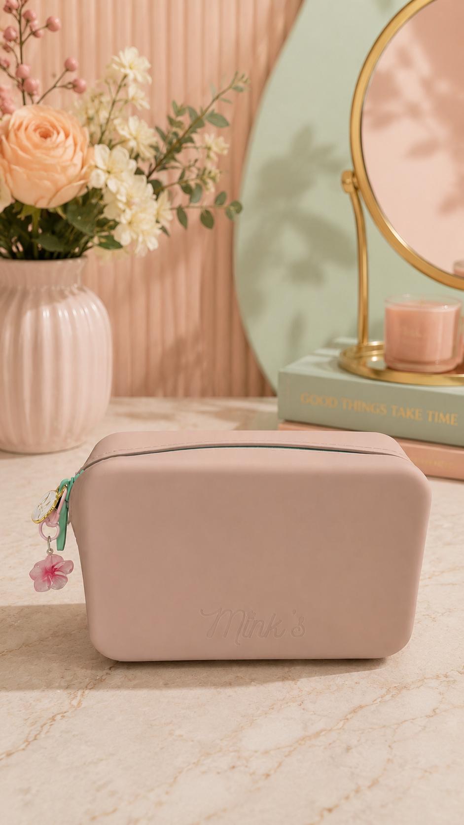 Mink’s Everyday Glam Organizer